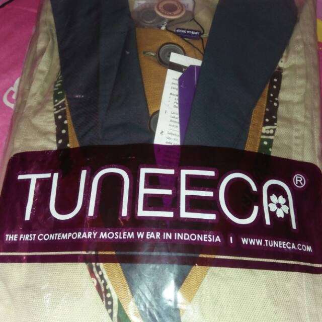 Tuneeca sale