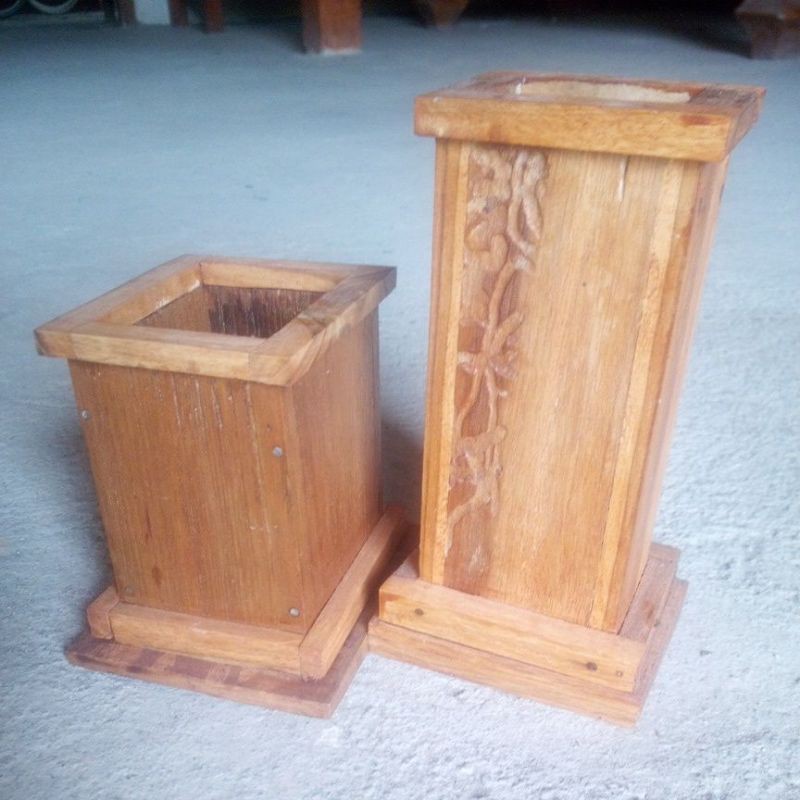 

tempat sendok pensil fastbunga pilih salah satu yg pendek/panjang