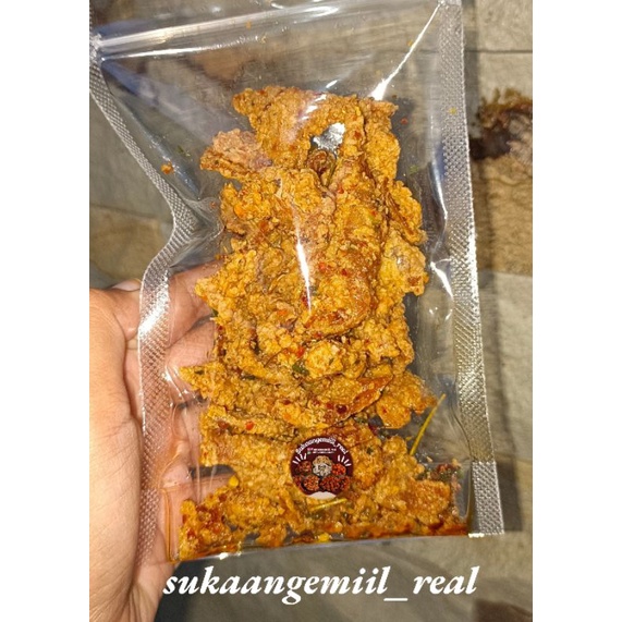 

kulit ayam krispi pedas 100 gr