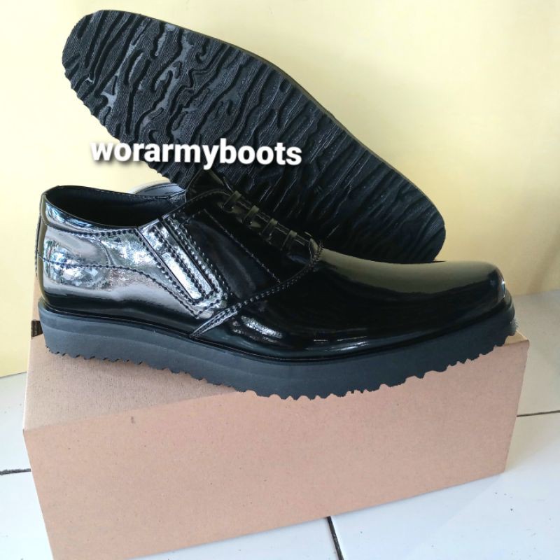 Sepatu Pdh harian polri/dishub/sipil by Wor Army Boots