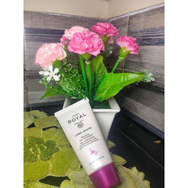 gel cleanser jafra luna white