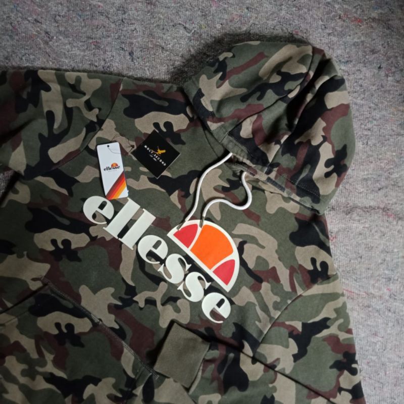 ELLESSE CAMO