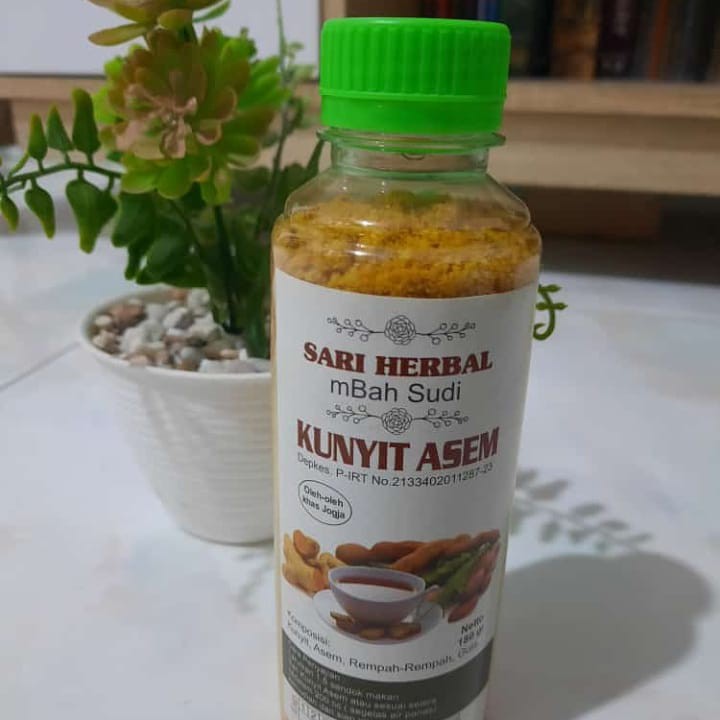 

Sari Herbal Kunyit Asem Bubuk Instan Minuman Nutrisi Kunir Asem 200 Gram Bubuk Botol Kunyit Asam