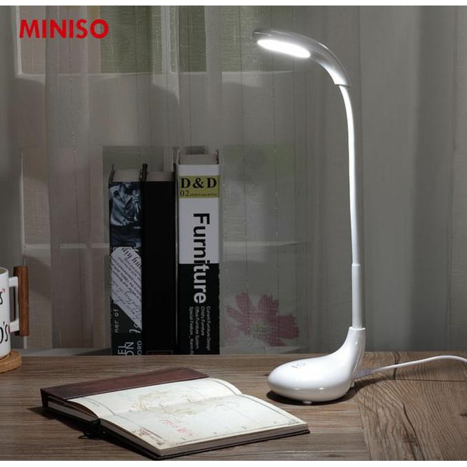 Lampu belajar miniso