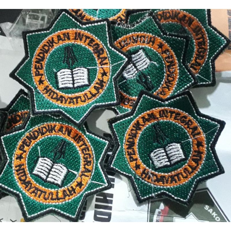 Logo Integral  SD, SMP, SMA Hidayatullah