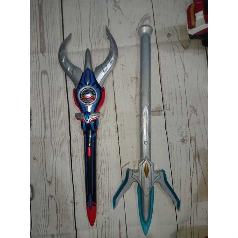 Bandai Pedang Ultraman Orb dan Ginga