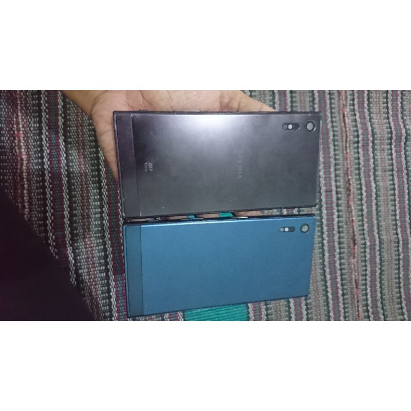 Frame housing Sony Xperia XZ