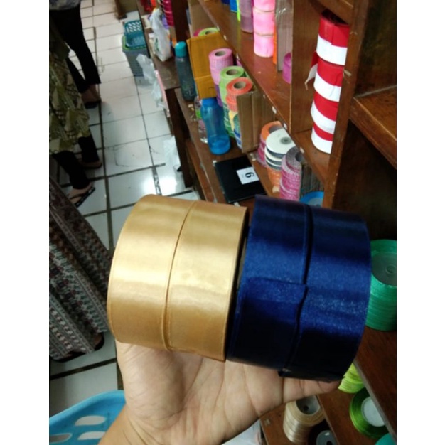 

Pita roll 2.5cm. Pita satin / Pita kado / Pita roll