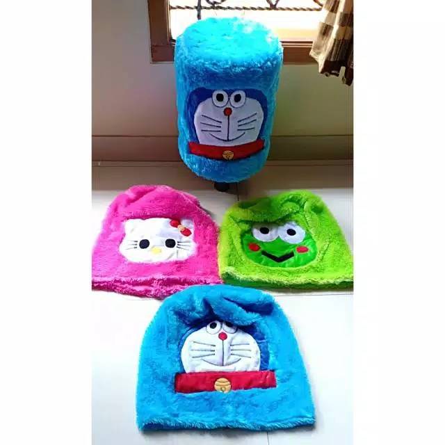 Tutup galon , hiasan galon , sarung galon keropi , sarung galon doraemon , sarung galon hellokitty
