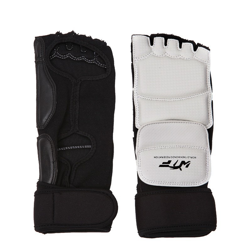 Mainland Taekwondo Foot Gloves Sarung Pelindung Kaki Feet Tae Kwon WTF Foot Protector BWS02