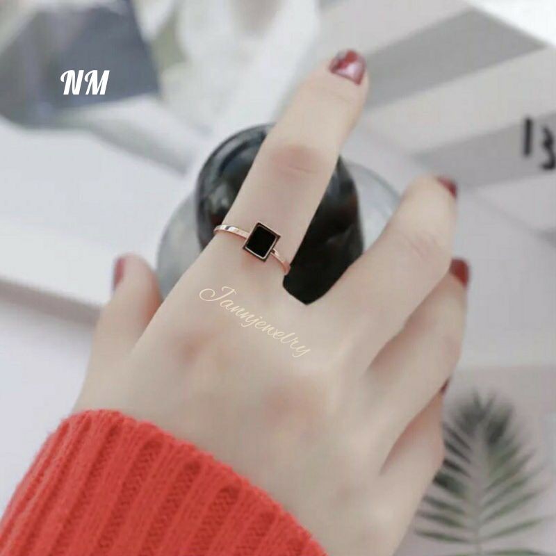 Cincin titanium asli black stone size 5678