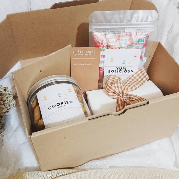 

TERMURAH HAMPERS LEBARAN GIFT BOX LEBARAN KUE KERING COOKIES PARCEL ID SDG64565E