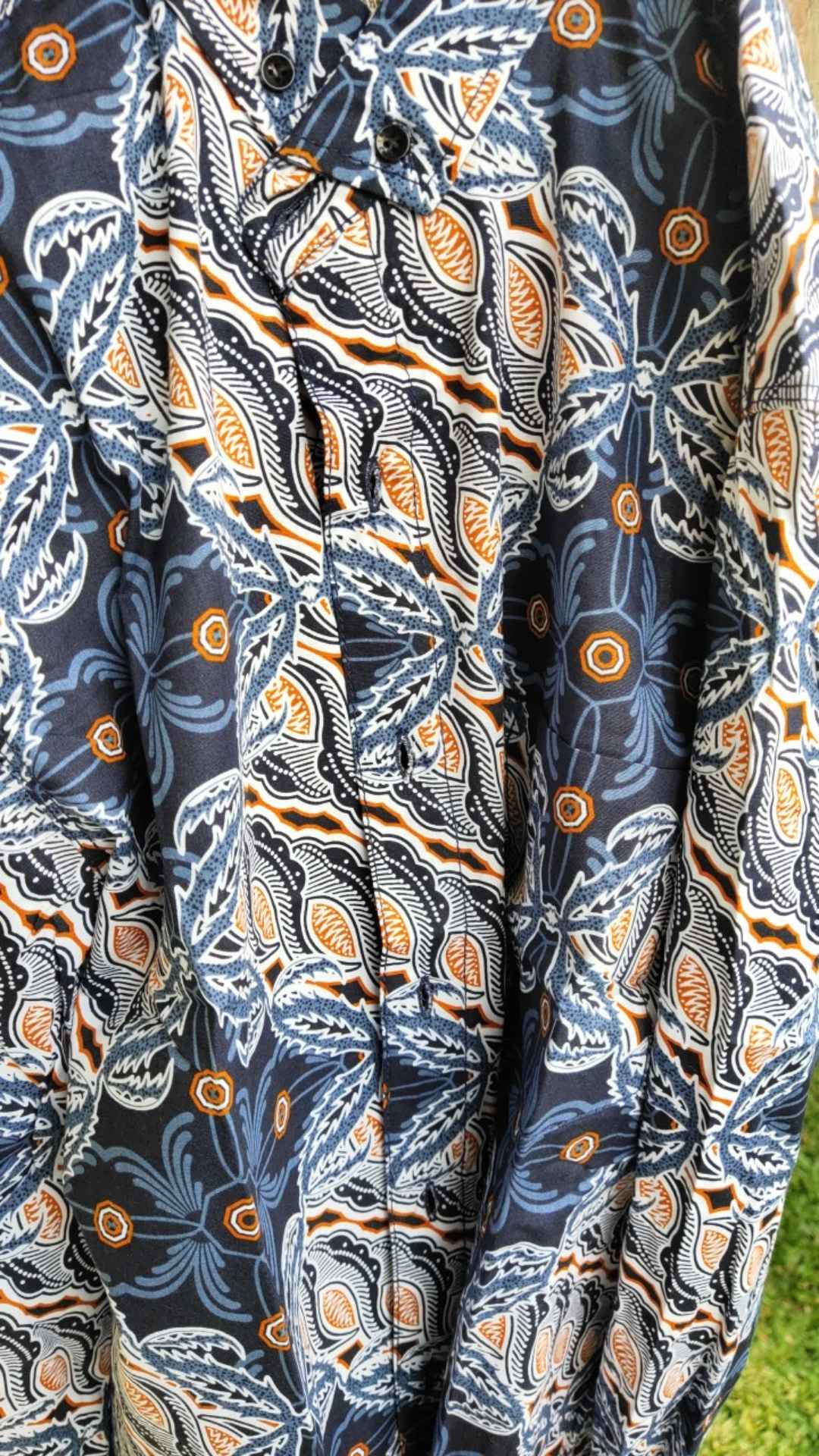 Hisroom - Kemeja Batik Pria Modern Lengan Panjang Slimfit Katun Atasan Batik Pria Kasual 219 220