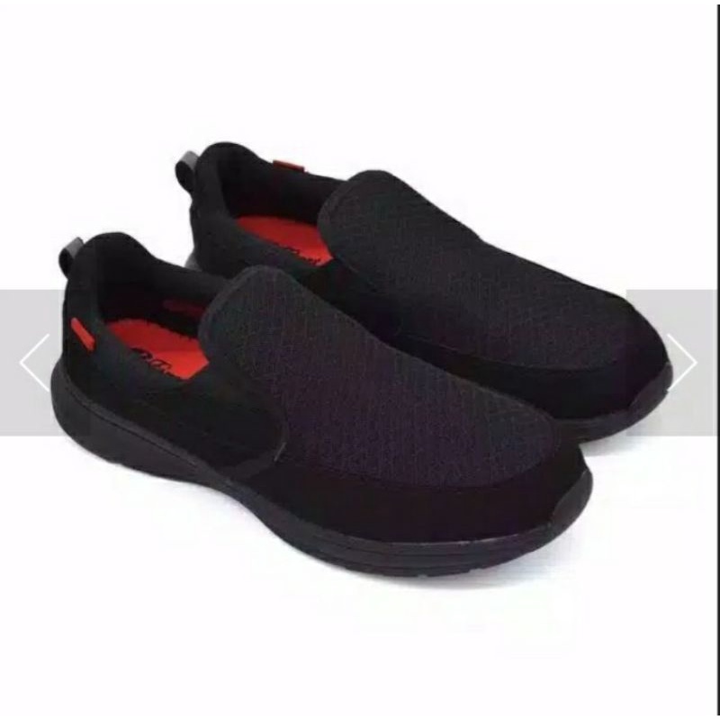 Sepatu Sekolah Bata B'first