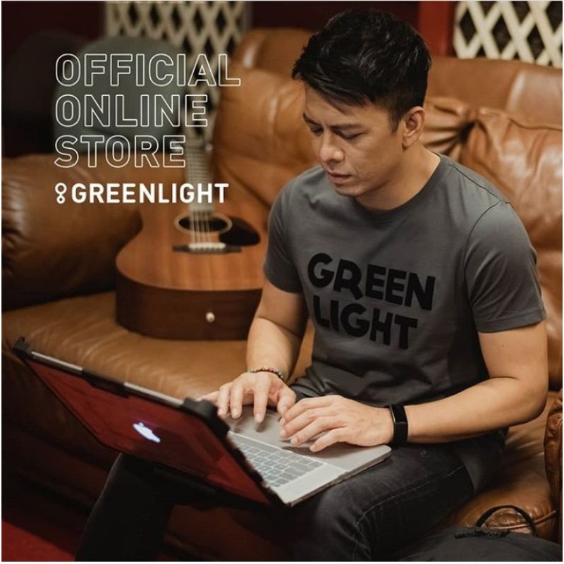 GREENLIGHT KAOS GREENLIGHT PAKAIAN PRIA ATASAN DISTRO BAJU GREENLIGHT BAJU PRIA