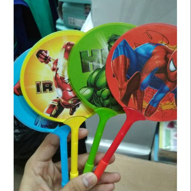 

Pulpen Gel karakter Avenger kipas unik
