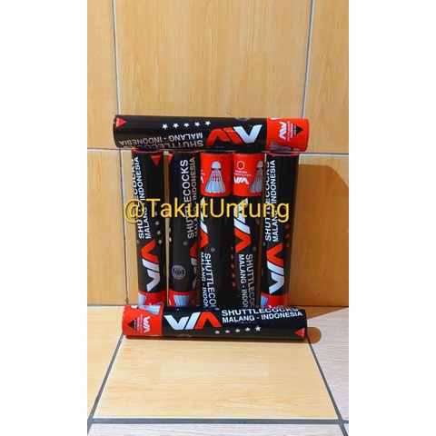 SHUTTLECOCK AW ORIGINAL