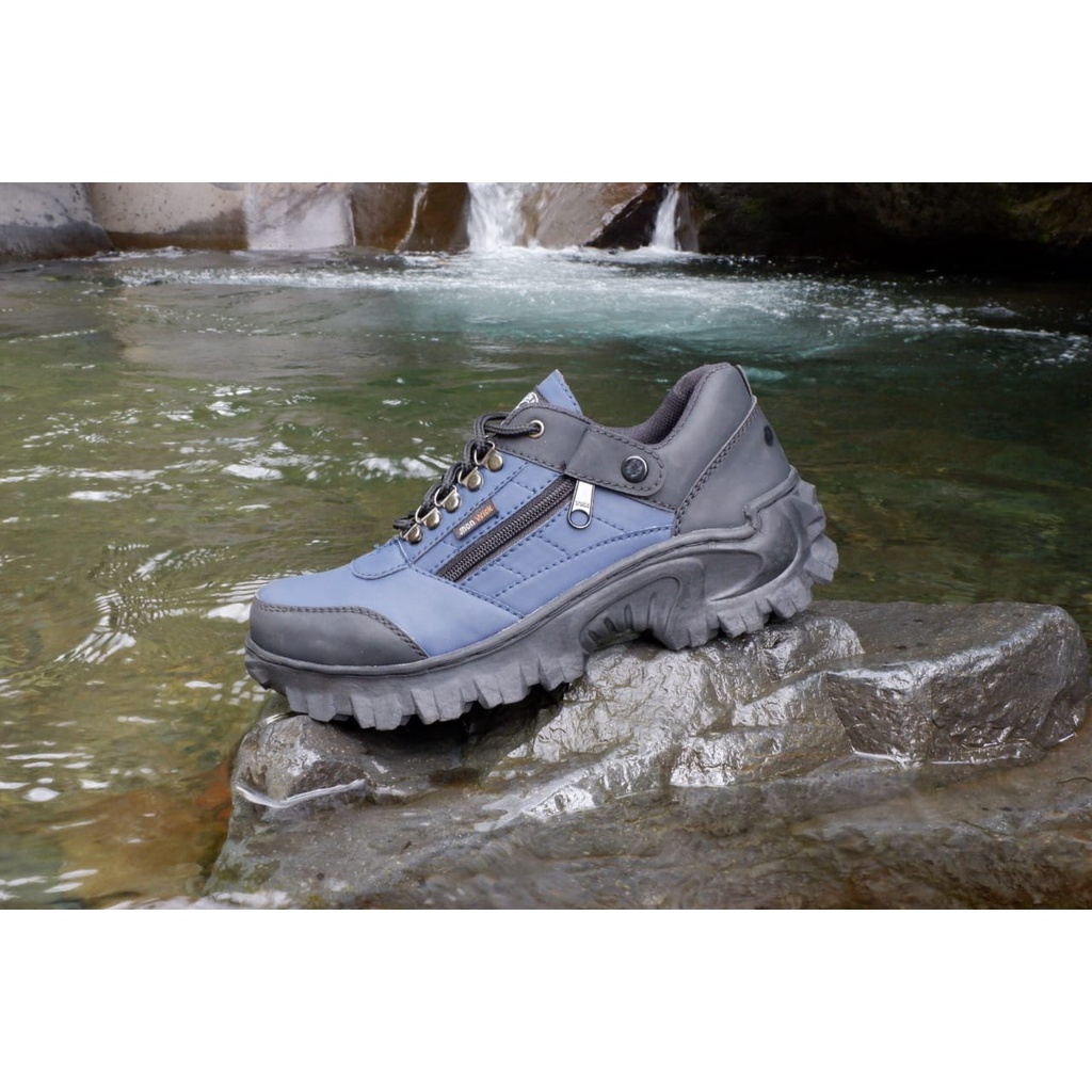 Sepatu safety ujung besi/sepatu gunung/sepatu hiking/ sepatu jhonwick sepatu sepatu safety