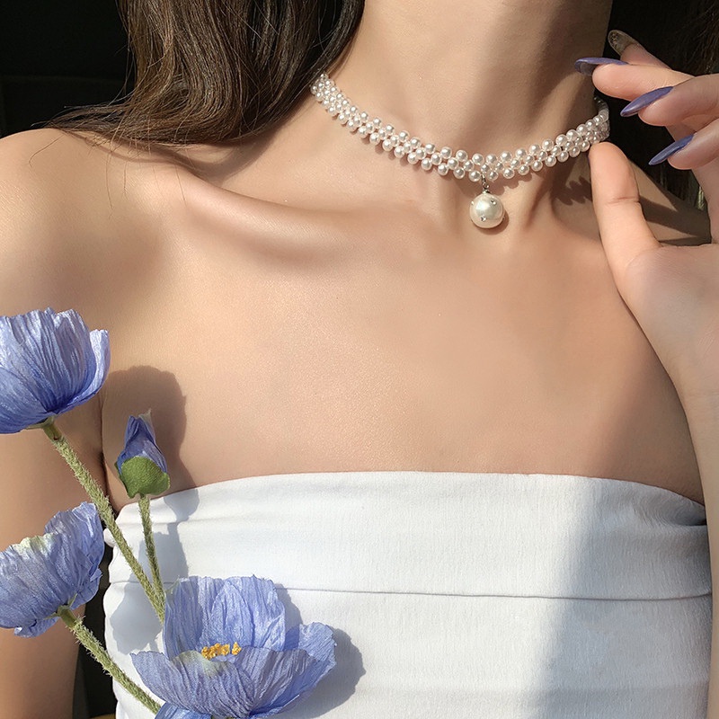 Aksesoris fashion wanita versi korea dari kalung mutiara yang simpel dan elegan