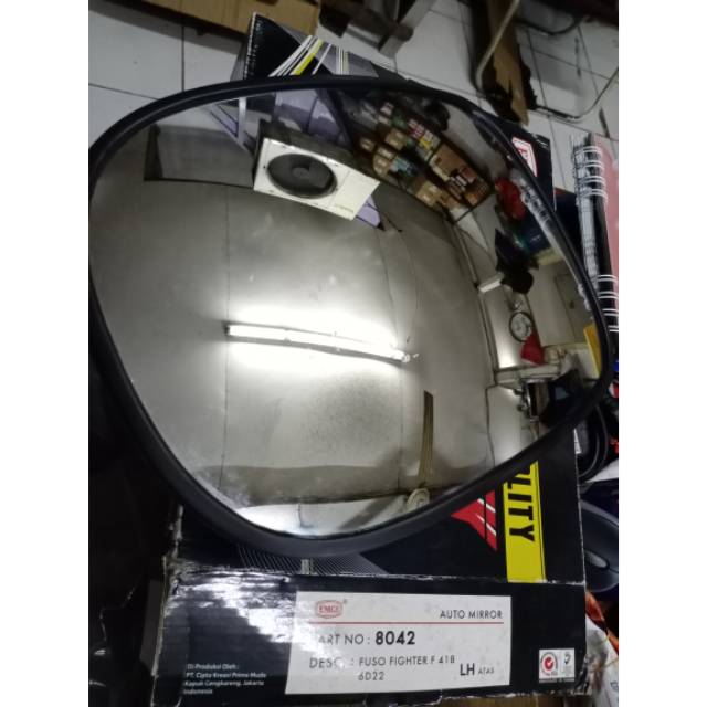 KACA SPION 8042 FUSO FIGHTER F418 6D22 ATAS KIRI LH MEREK EMGI