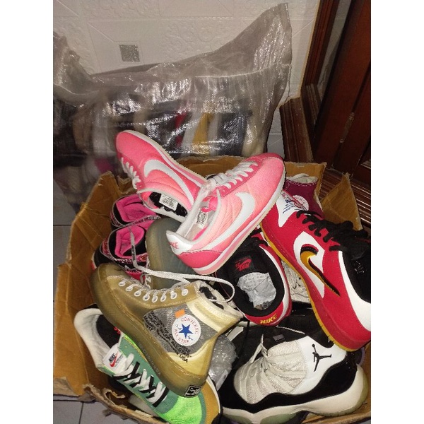 BORONGAN PAKETAN  SEPATU SECOND ORIGINAL