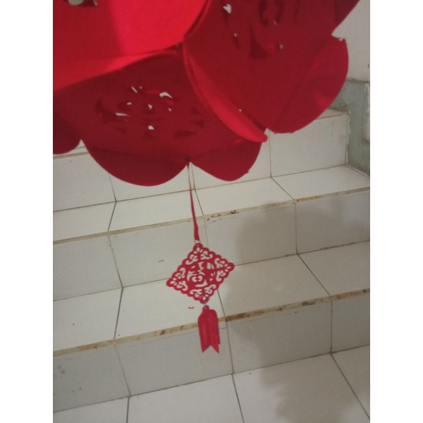 lampion imlek gantung