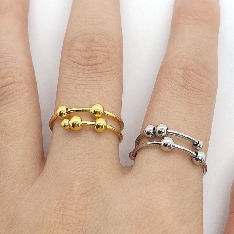 Cincin Model Terbuka Bahan Tembaga Warna Silver Emas Dapat Diputar Untuk Wanita