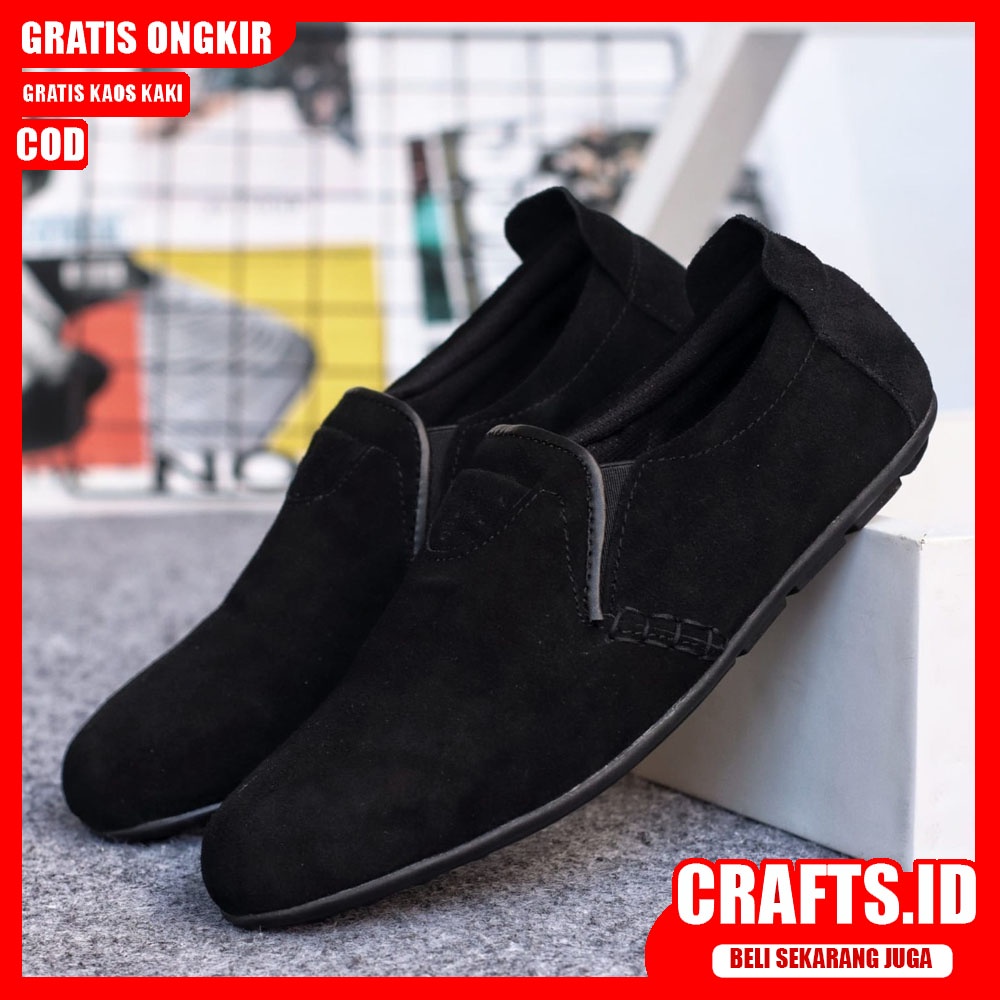 CRAFTS X STONE Sepatu Slip On Pria Kulit Asli Suede Cowok/Cowo Sepatu Casual Pria Antislip Slop Kerja Kantor Kondangan Sepatu Kasual Gaya Santai Kekinian Murah Terlaris Original