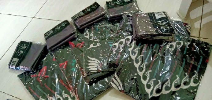 Couple Batik Keluarga || Setelan Couple Batik Ayah Ibu Anak Cewek Cowok || Couple Batik Family Gamis