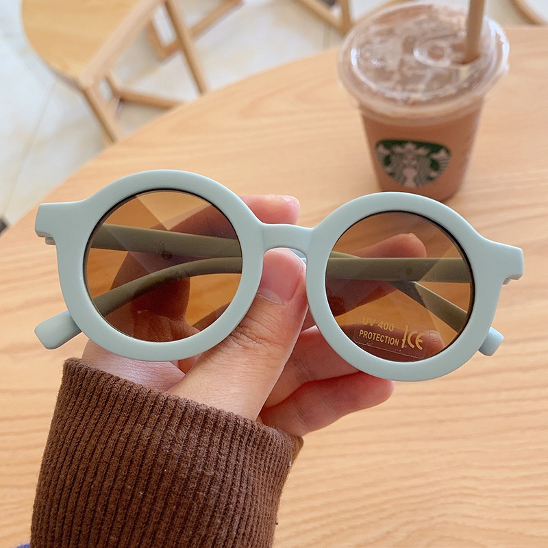 KACAMATA BINGKAI BULAT ANAK/ KACAMATA ANAK FASHION VIRAL / KACAMATA ANTI ULTRAVIOLET SUNGLASSES ANTI SILAU SINAR MATAHARI UNTUK ANAK/LAKI-LAKI PEREMPUAN/BAYI-Biru