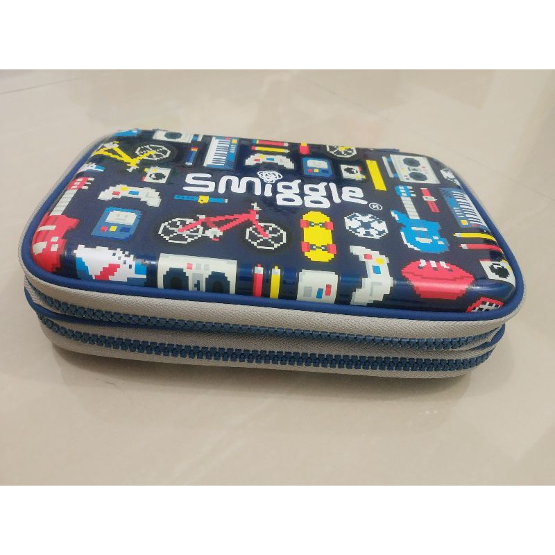 

Smiggle Double Case Motif Sport for Boy