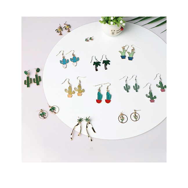 LRC Anting Tusuk Fashion Gold Cartoon Cactus Bonsai Earrings Green D00292