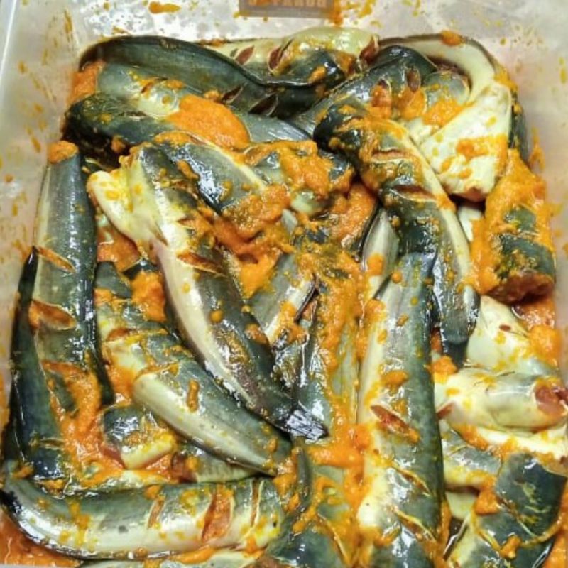 

ikan lele bumbu kuning siap goreng