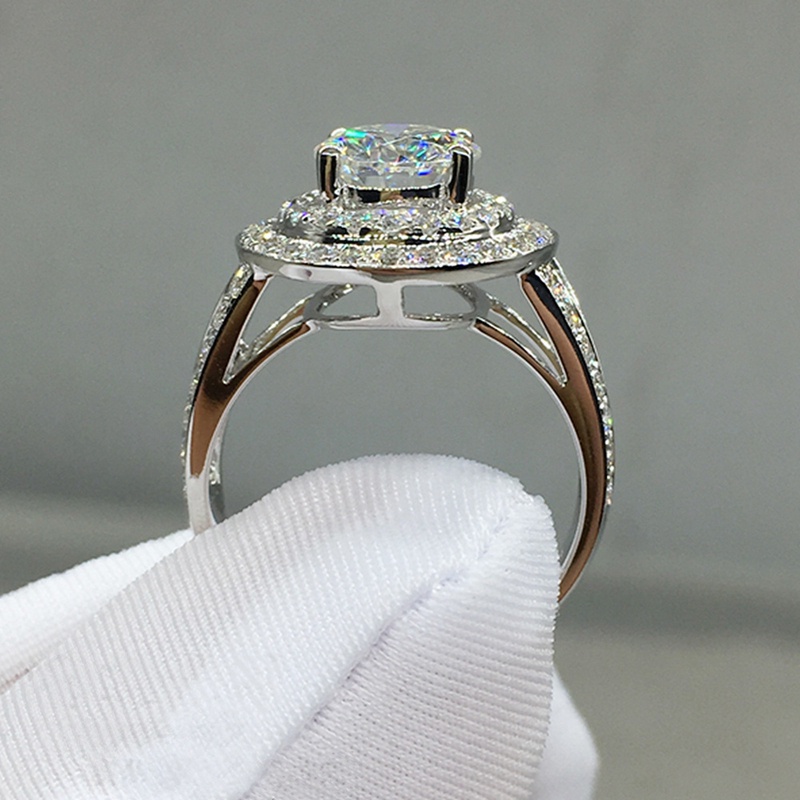 Cincin Bentuk Bulat Bahan Cubic Zirconia Warna Silver Gaya Klasik Untuk Wanita