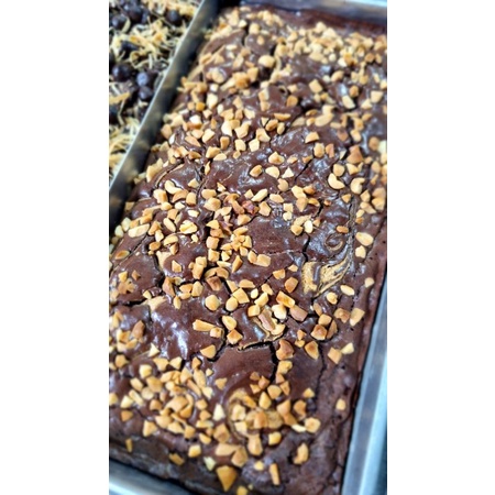 

Brownies panggang premium Half size (22x11cm)