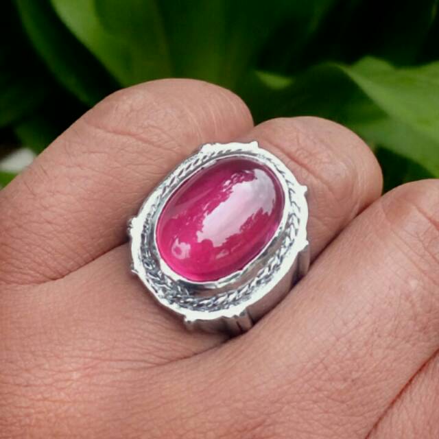 Cincin Permata Merah Rose Kekerasan Batu Diatas 8 Skala Mohs Dengan Ring Tanam Anti Luntur