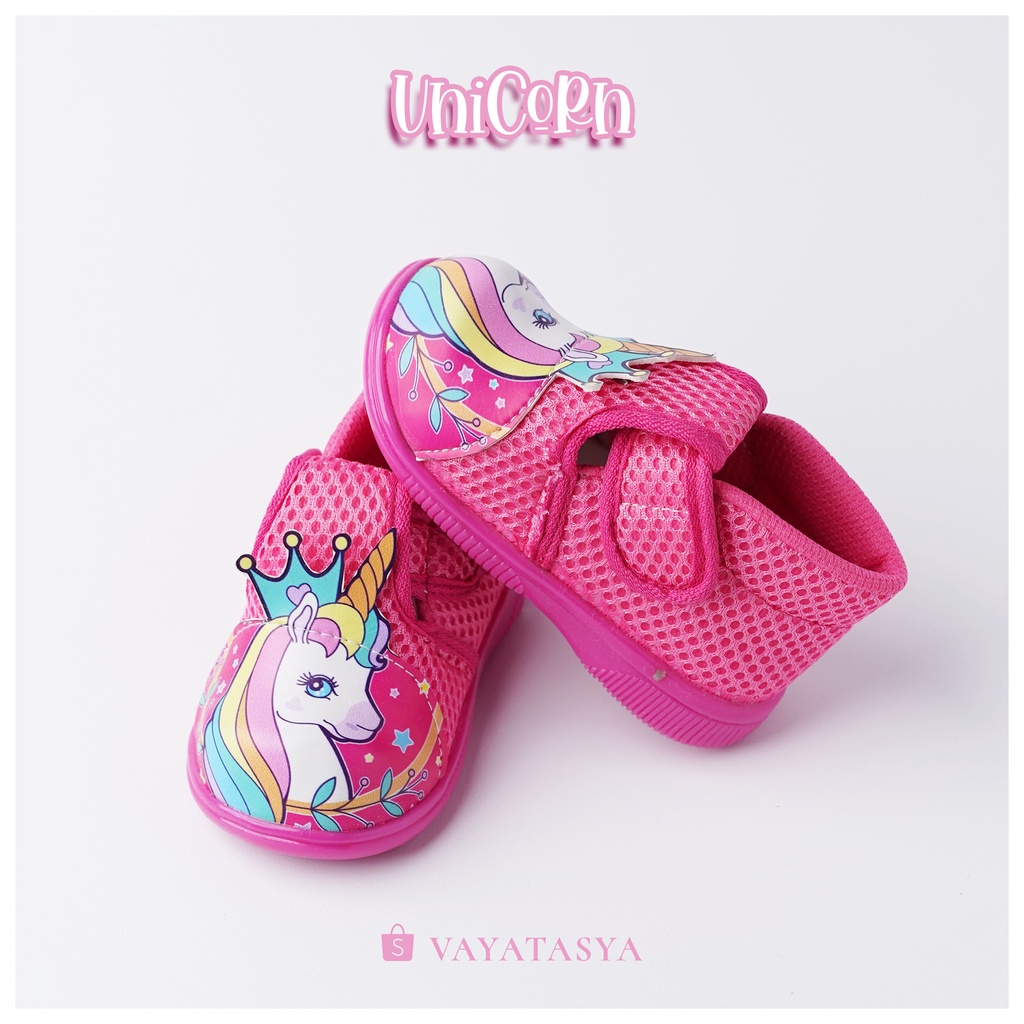 Vayatasya Karenina | CUTIE Sepatu Baby Bunyi Unicorn 22-25 Prewalker Sepatu Bayi