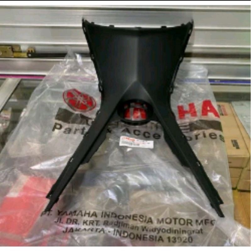 COVER ATAS TANGKI ATAU BAWAH JOK NMAX OLD 2016-2019 Original YAMAHA