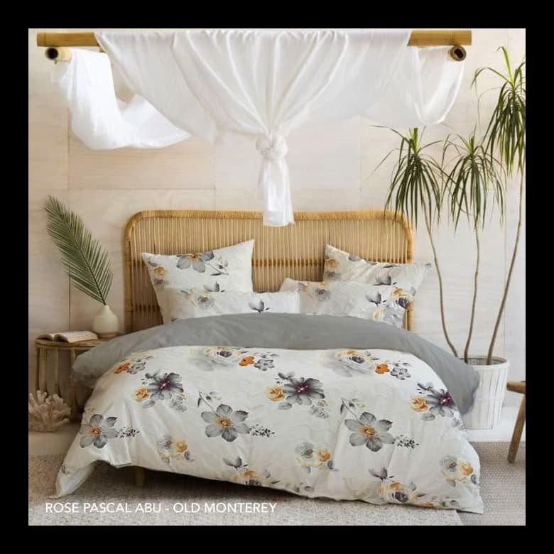 | Full Set Sprei & Bedcover King Rabbit Ukuran King 180X200 44 Motif |