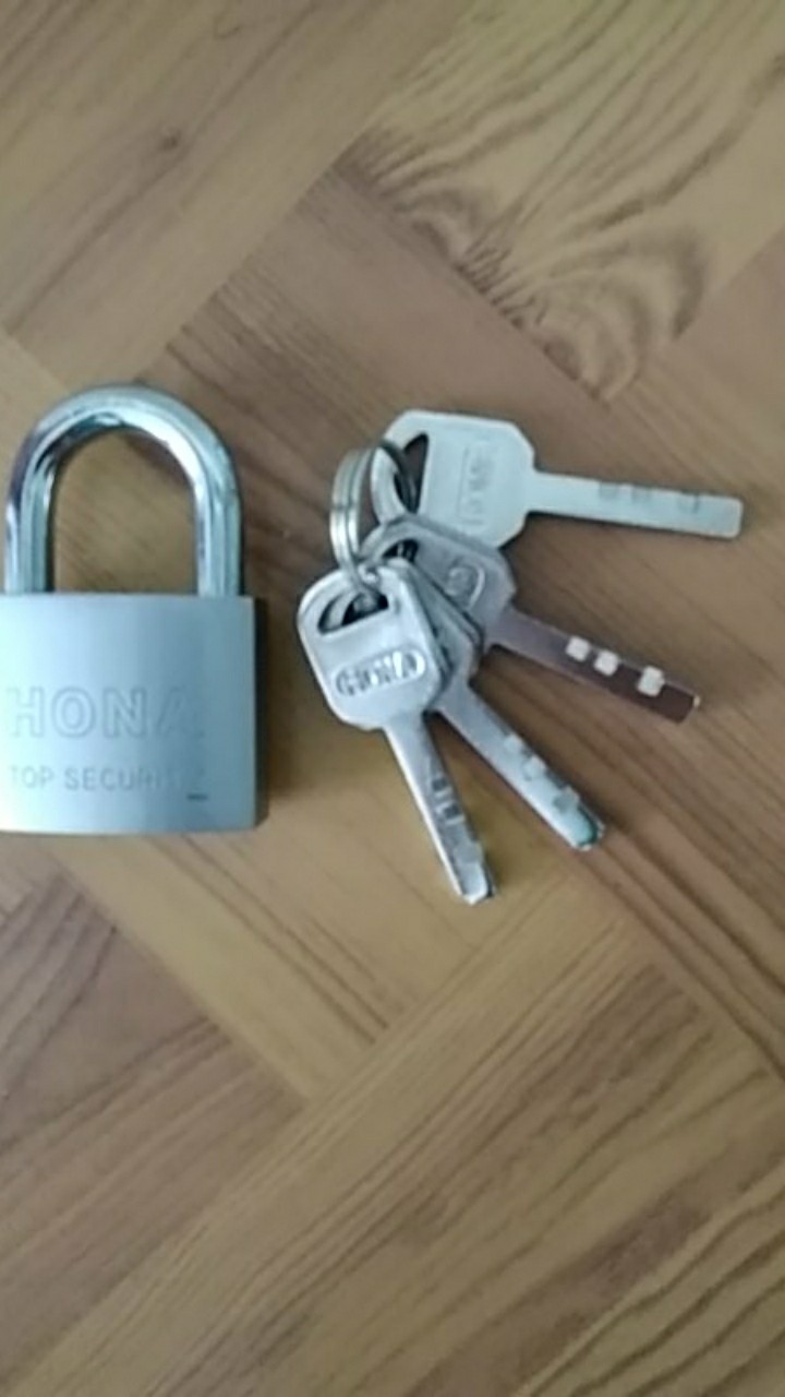 Gembok Hona 40 Mm Pendek