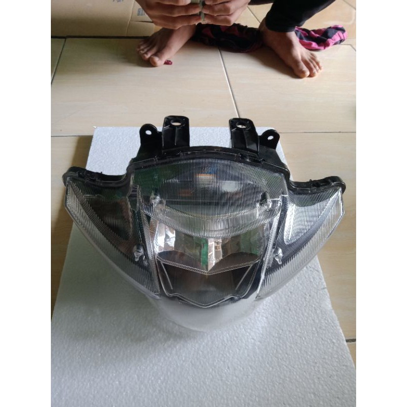 READY headlamp lampu depan gsx R150 / gsx S150 barang original