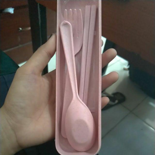 [ Gooddang ] Set Sendok Garpu Sumpit + Box Bahan Jerami Plastik - Paket Sendok Travel Wheat Straw