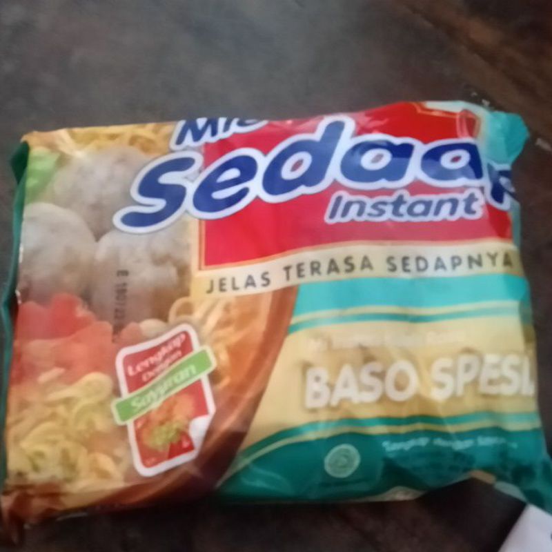 

sedap mie baso