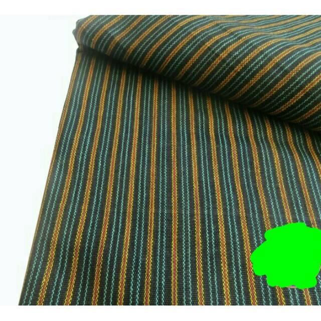 Kain lurik motif kembang bayem
