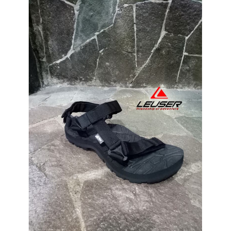 Termurah Sandal Gunung Rei Navajo