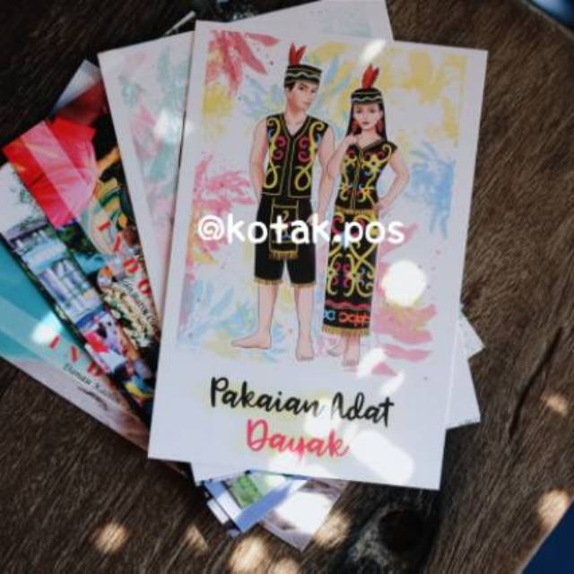 

PAKAIAN ADAT DAYAK KALIMANTAN BAJU TRADISIONAL KHAS INDONESIA KARTU POS POSTCARD SURAT FILATELI SWAP