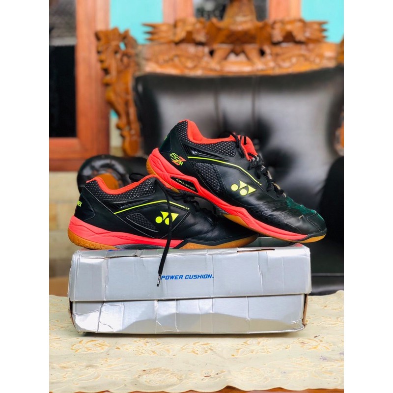 Sepatu Badminton Yonex SHB 65 ZM (Anthony ginting) Original Bekas Seken Second