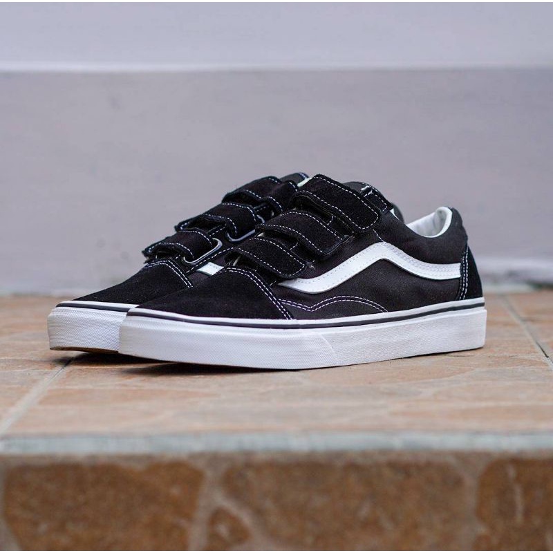 Jual Vans Oldskool Velcro Classic Black White | Shopee Indonesia