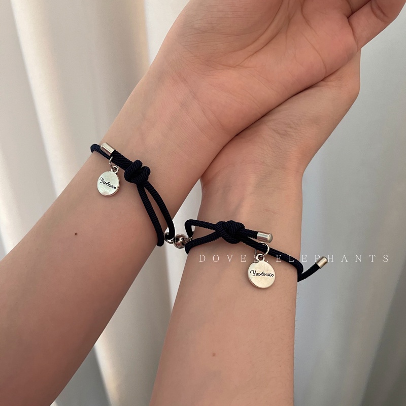 Sepasang Gelang Tali Tangan Anyaman magnet Desain Smiley face Untuk Aksesoris