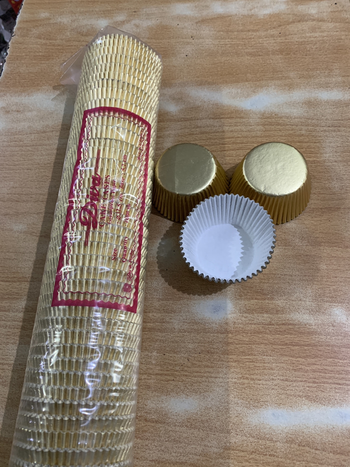 

Case Diva 125/52 GOLD 1 roll 1000 pc / kertas cupcake muffin
